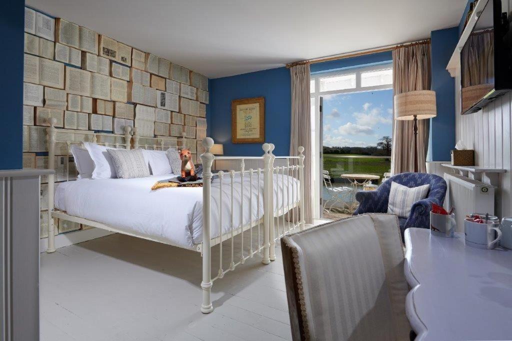The Boathouse Hotell Bath Eksteriør bilde