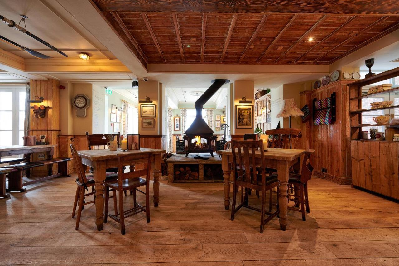 The Boathouse Hotell Bath Eksteriør bilde